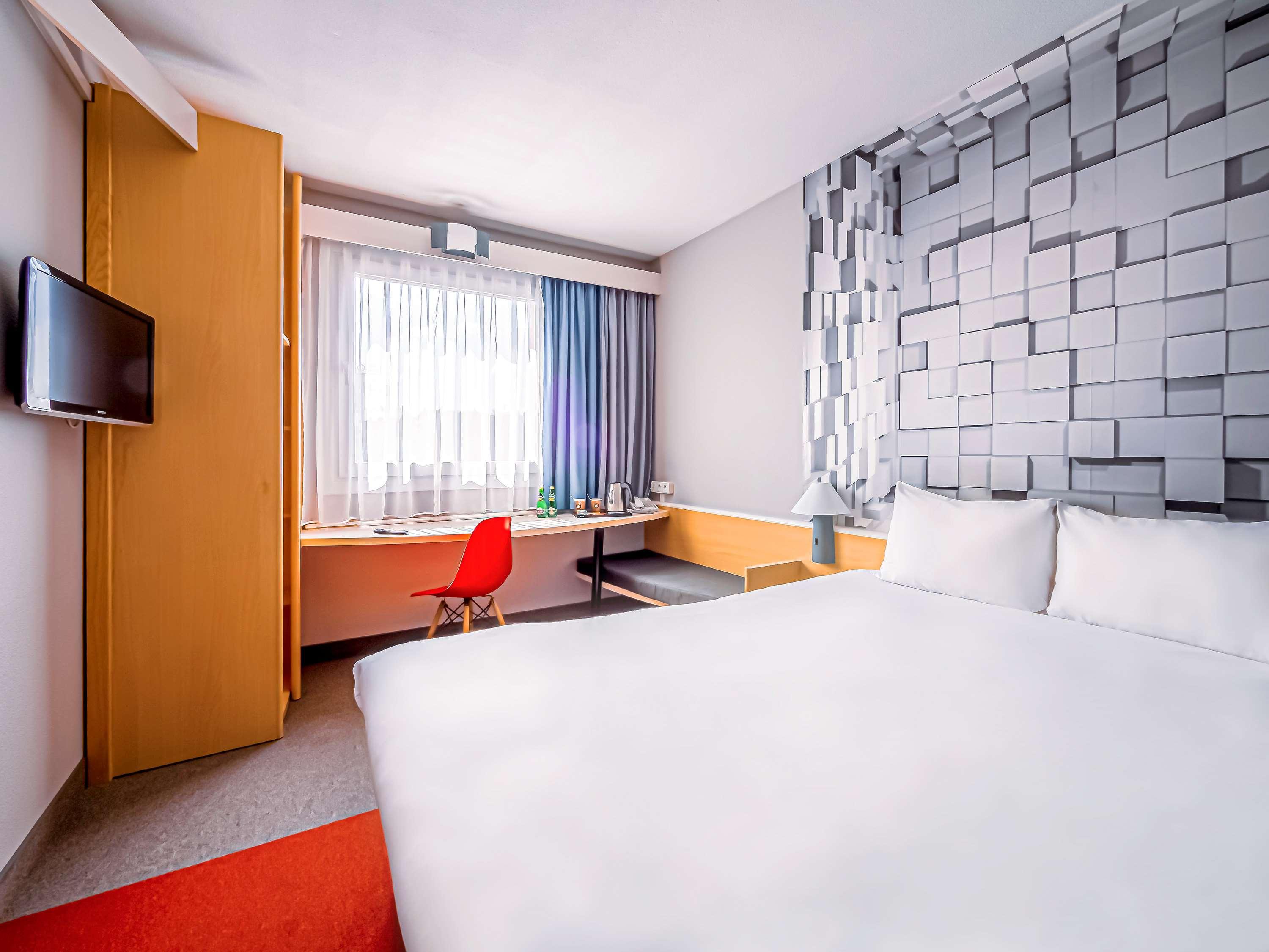 Ibis Katowice - Zabrze Hotel Exterior photo